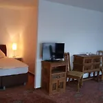 Solitaire Hotel