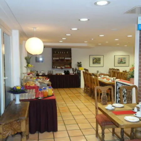 索莉塔尔酒店 酒店