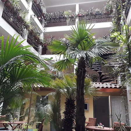 Hotel Solitaire